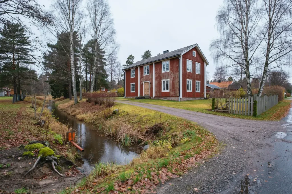 igenslammade diken p tomten s hj lper dikning och rensning dig att leda bort vatten r tt